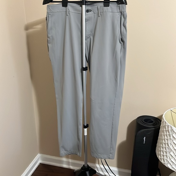 Public Rec super stretchy material.  Lightly used. - Picture 2 of 5